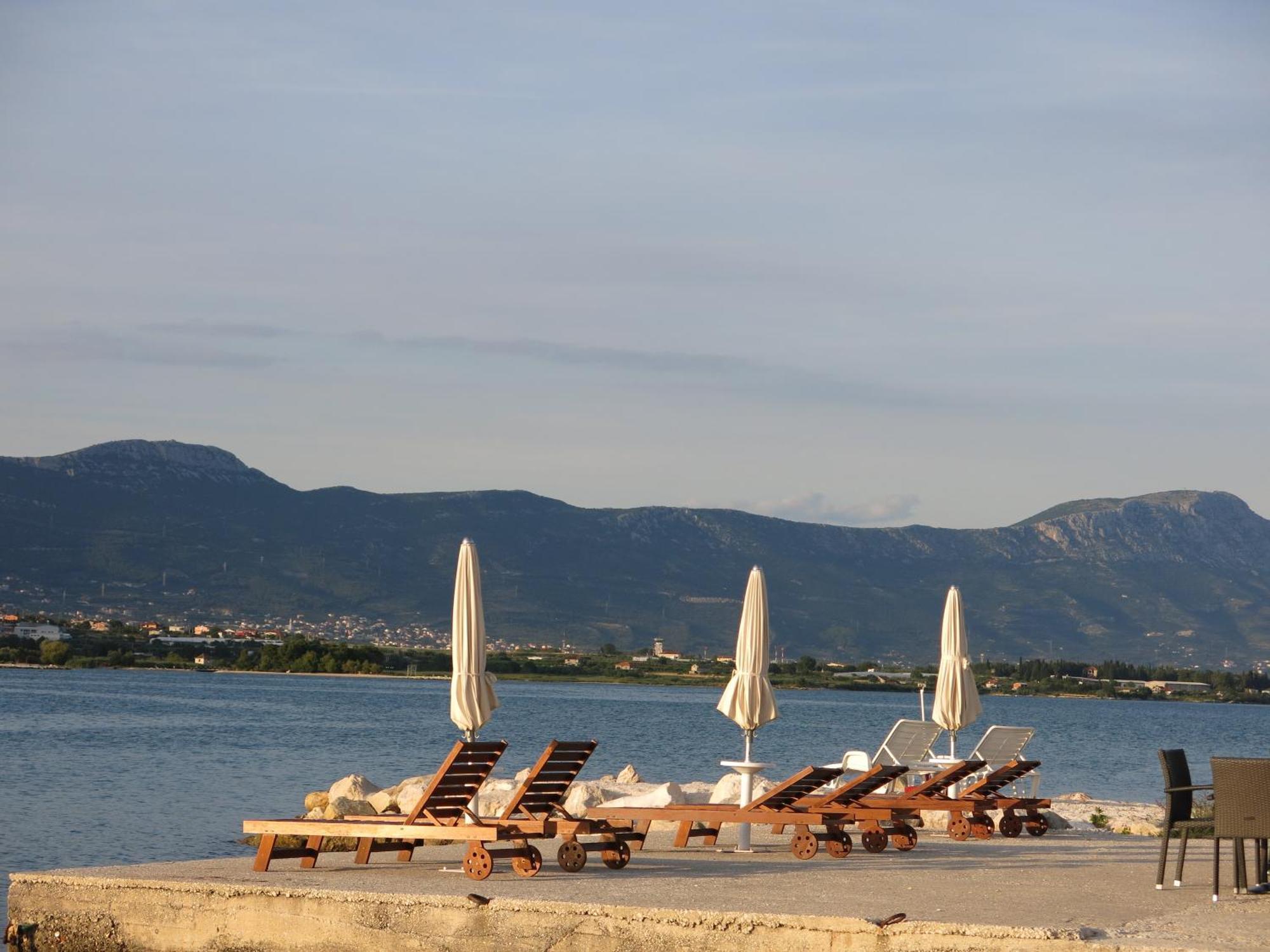 Apartments Coce Trogir Exterior foto
