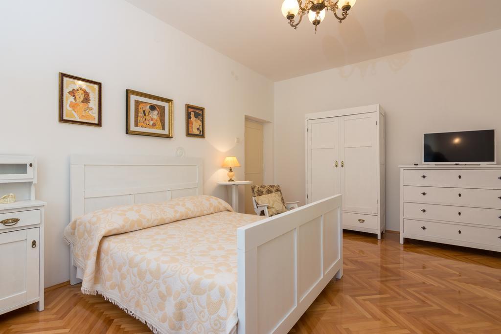 Apartments Coce Trogir Exterior foto