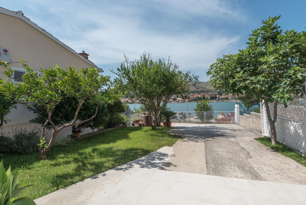 Apartments Coce Trogir Exterior foto